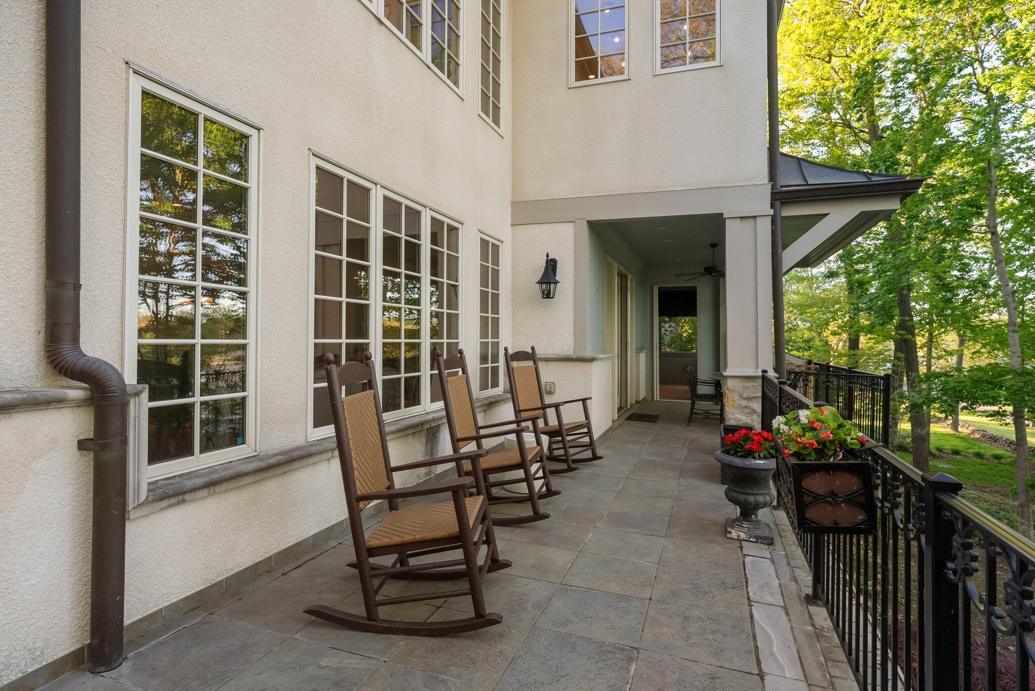 3450 River Rhone Lane