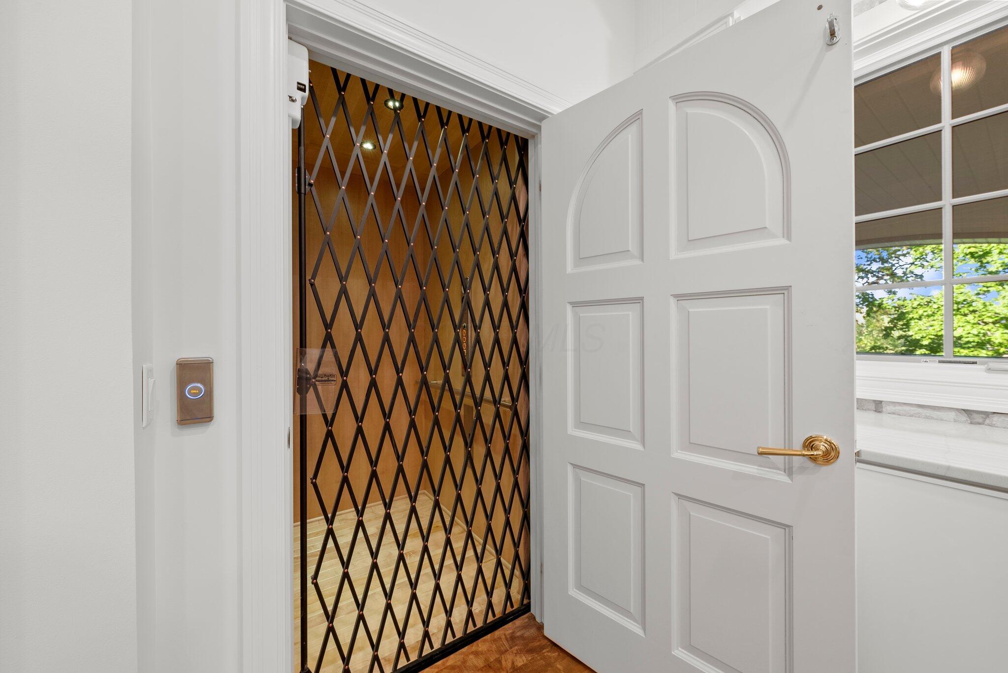 3450 River Rhone Lane