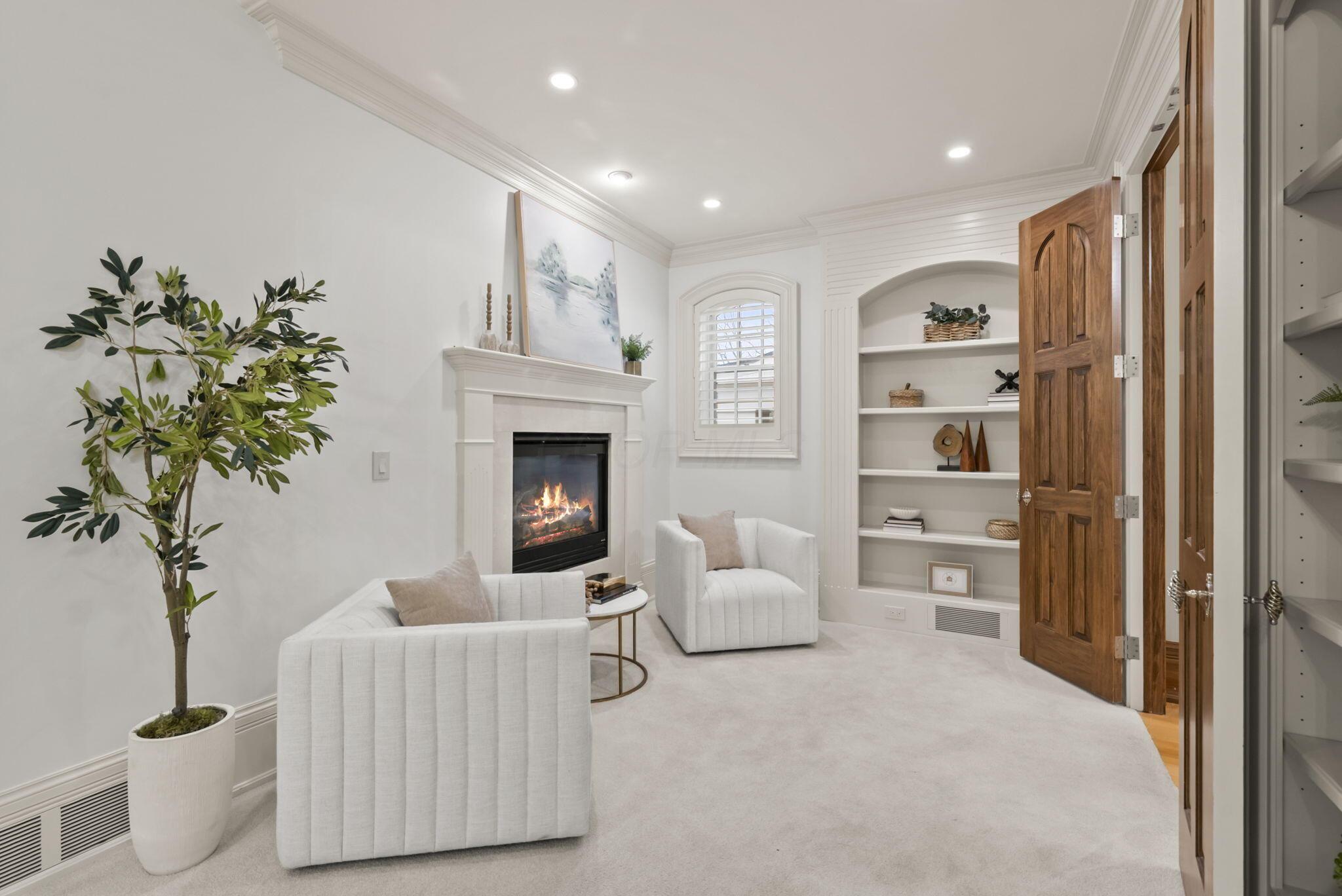 3450 River Rhone Lane