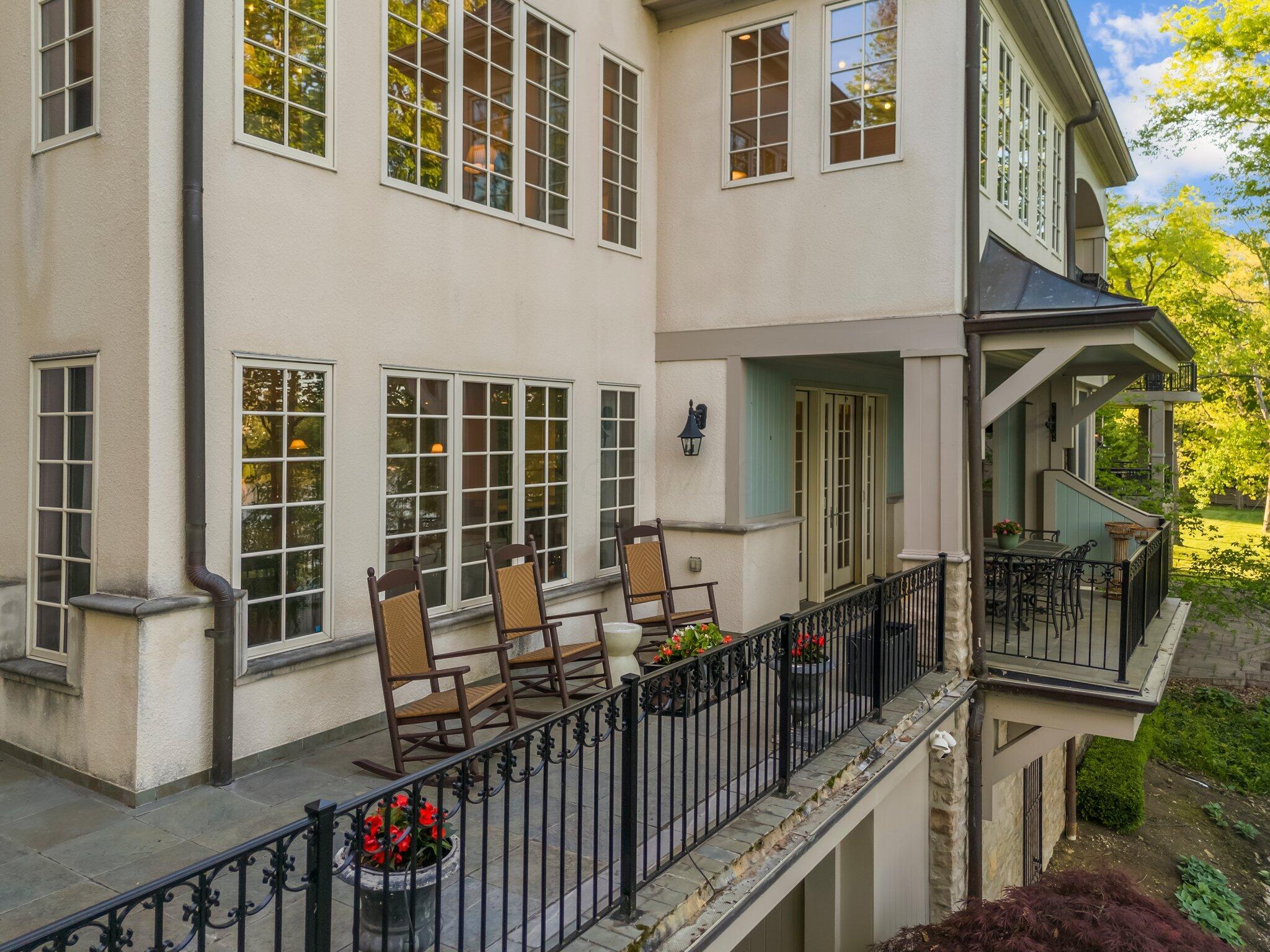 3450 River Rhone Lane