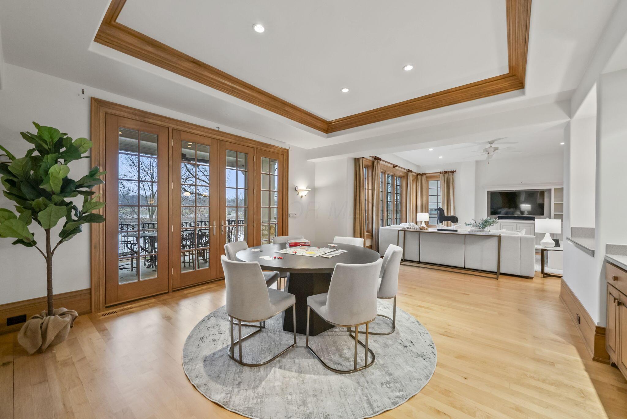 3450 River Rhone Lane