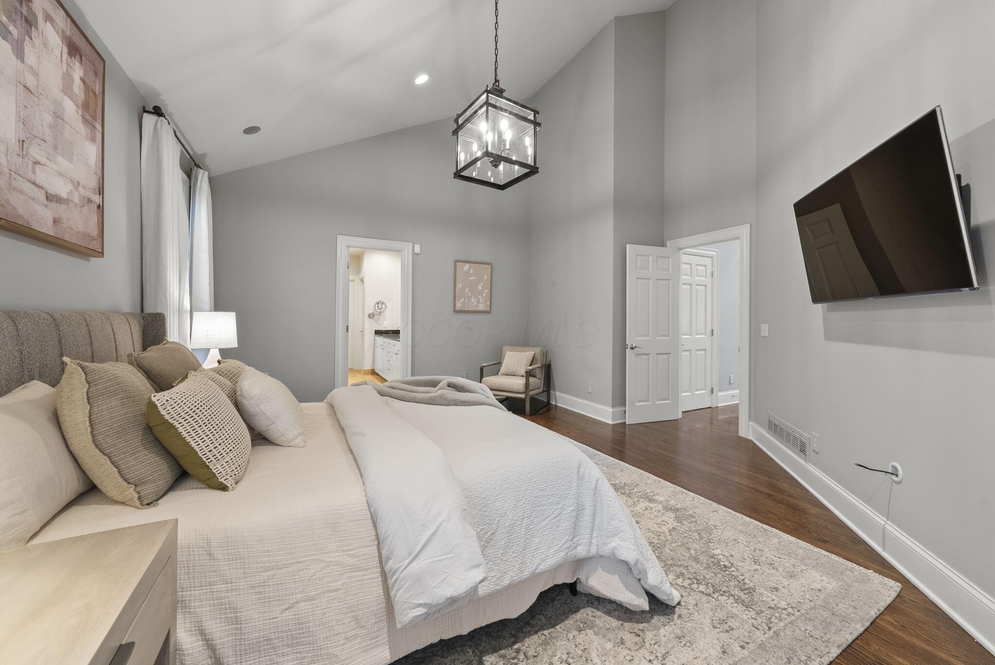 3507 River Avon Circle