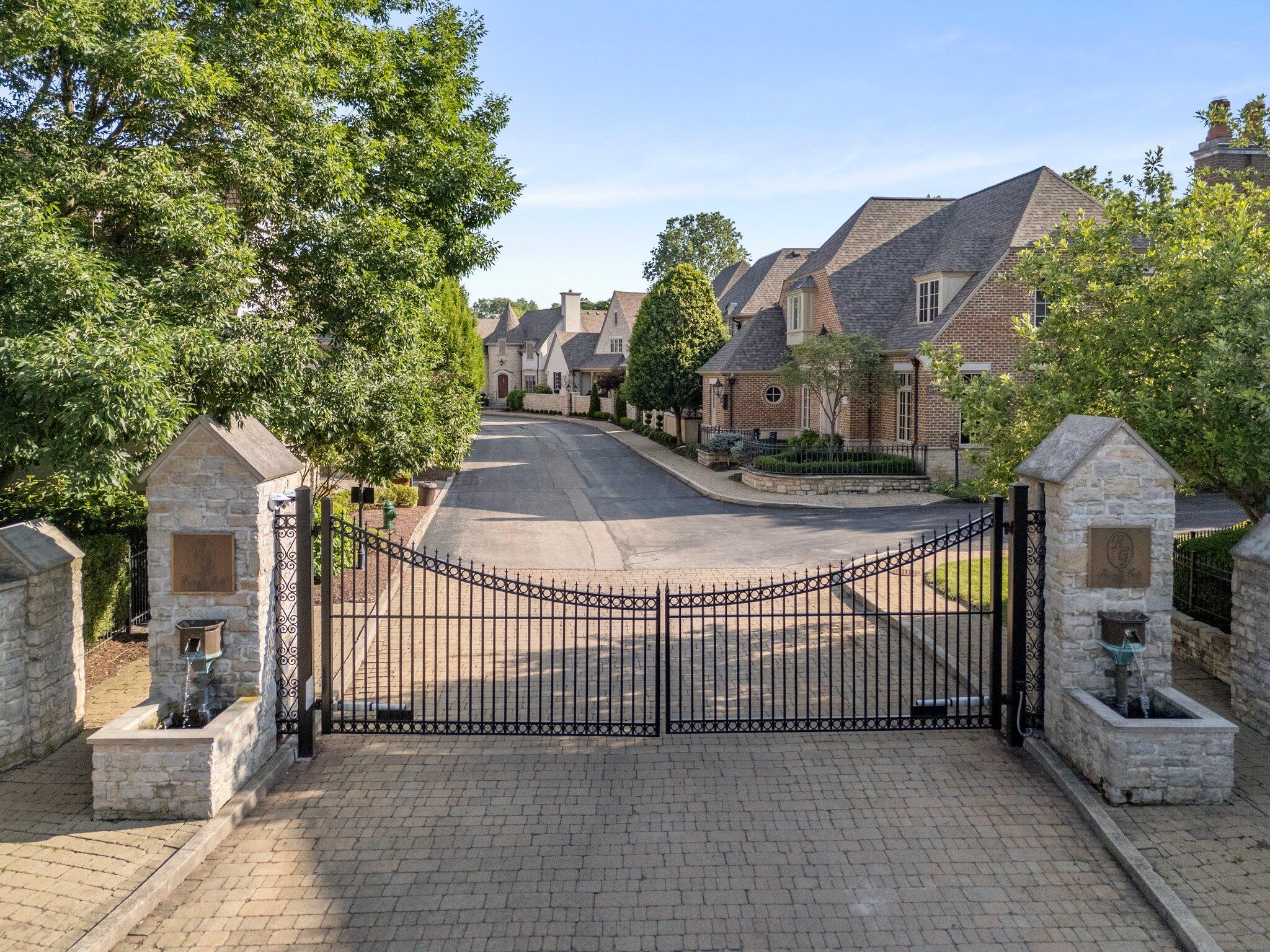 3507 River Avon Circle