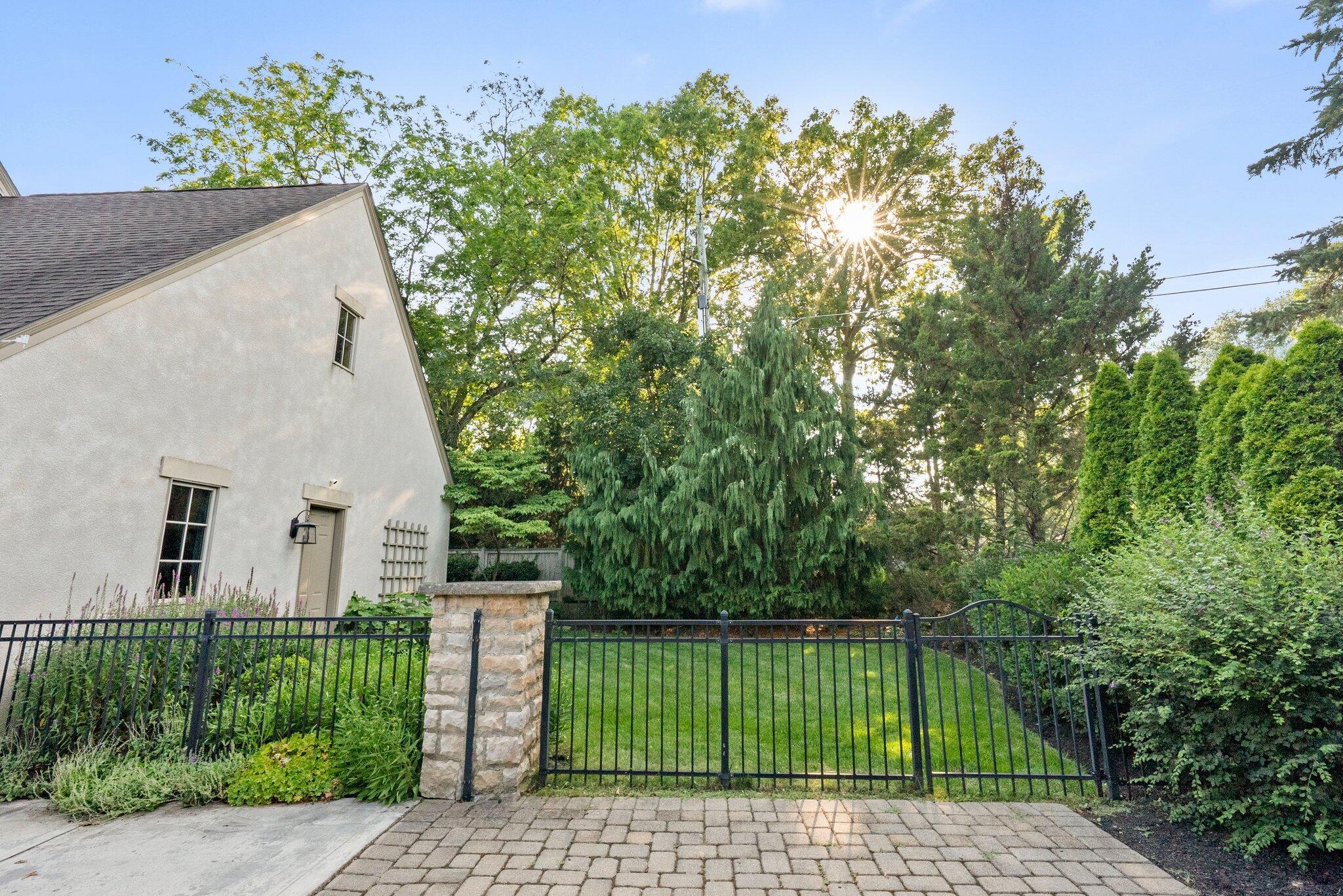 3507 River Avon Circle