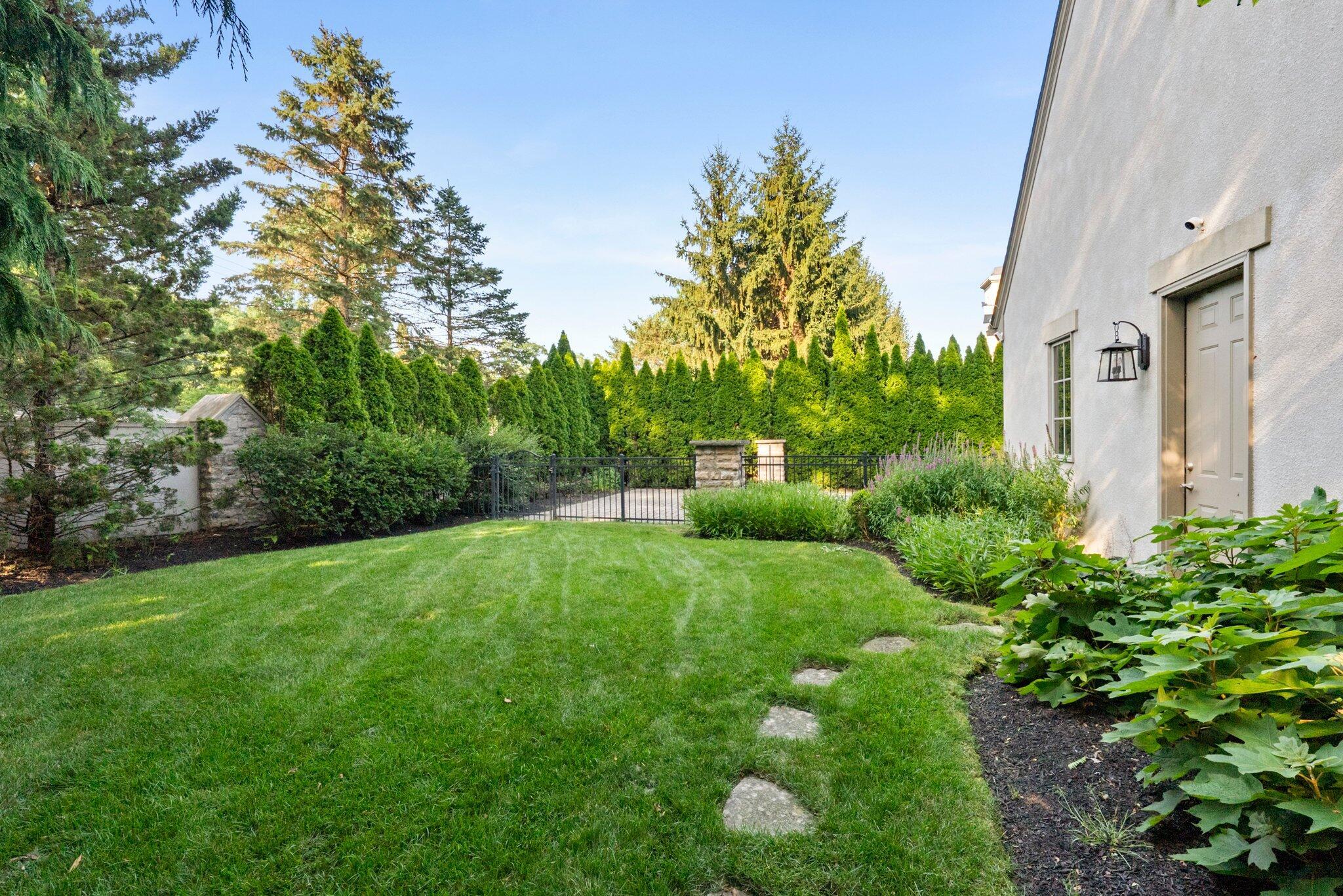 3507 River Avon Circle