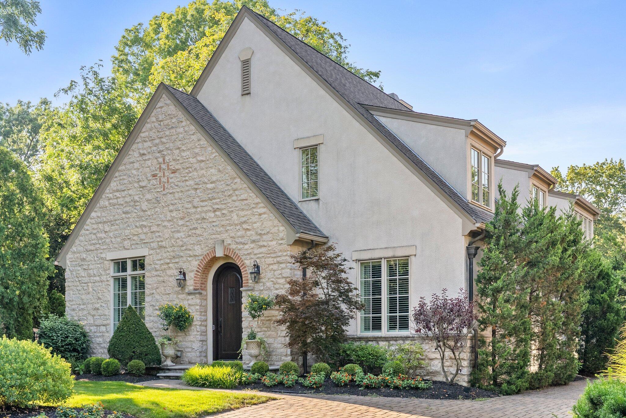 3507 River Avon Circle