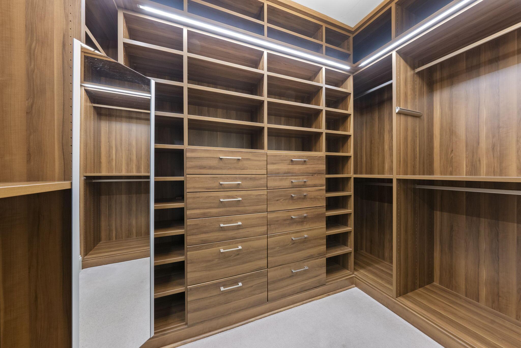 3507 River Avon Circle