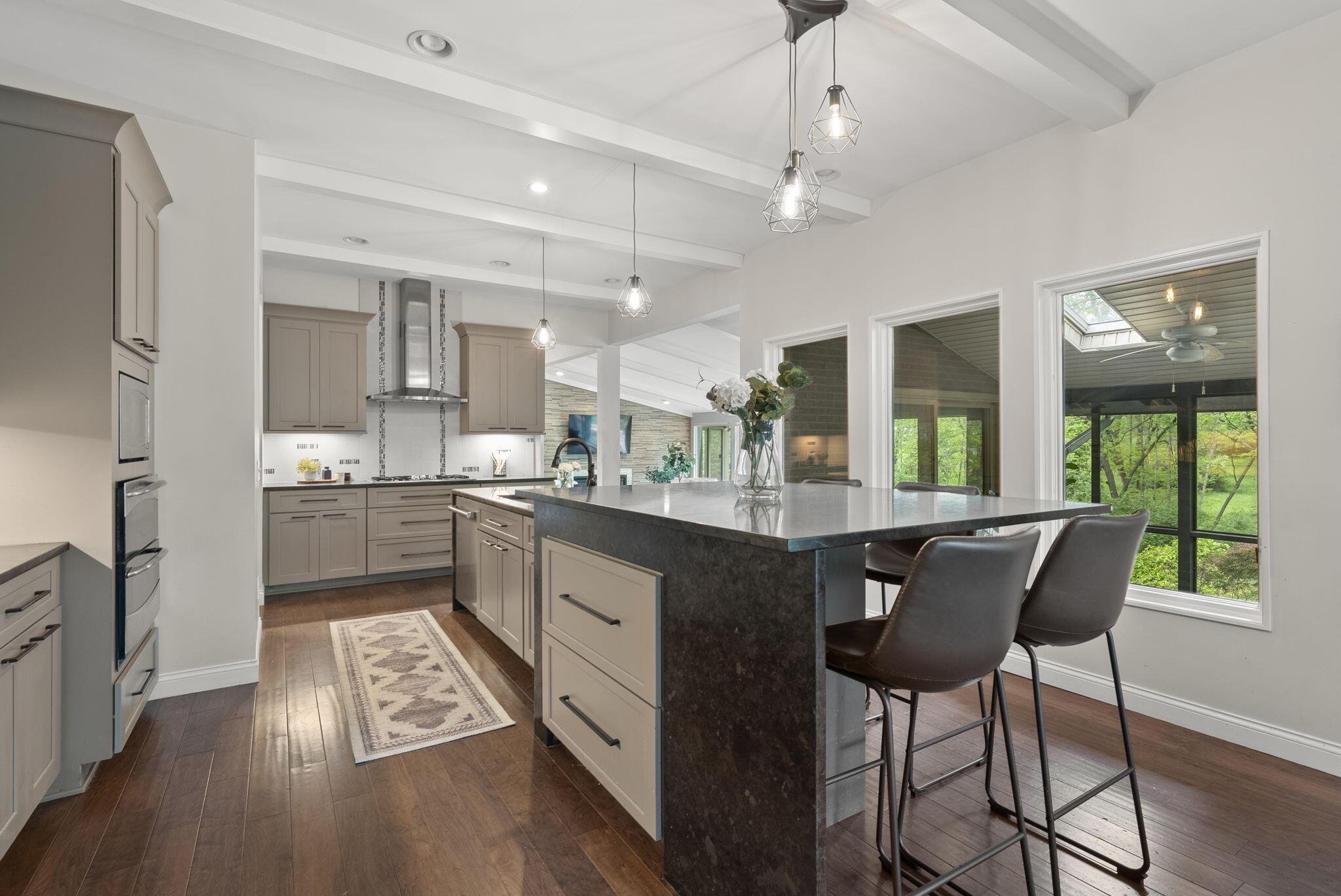 2391 Donna Drive