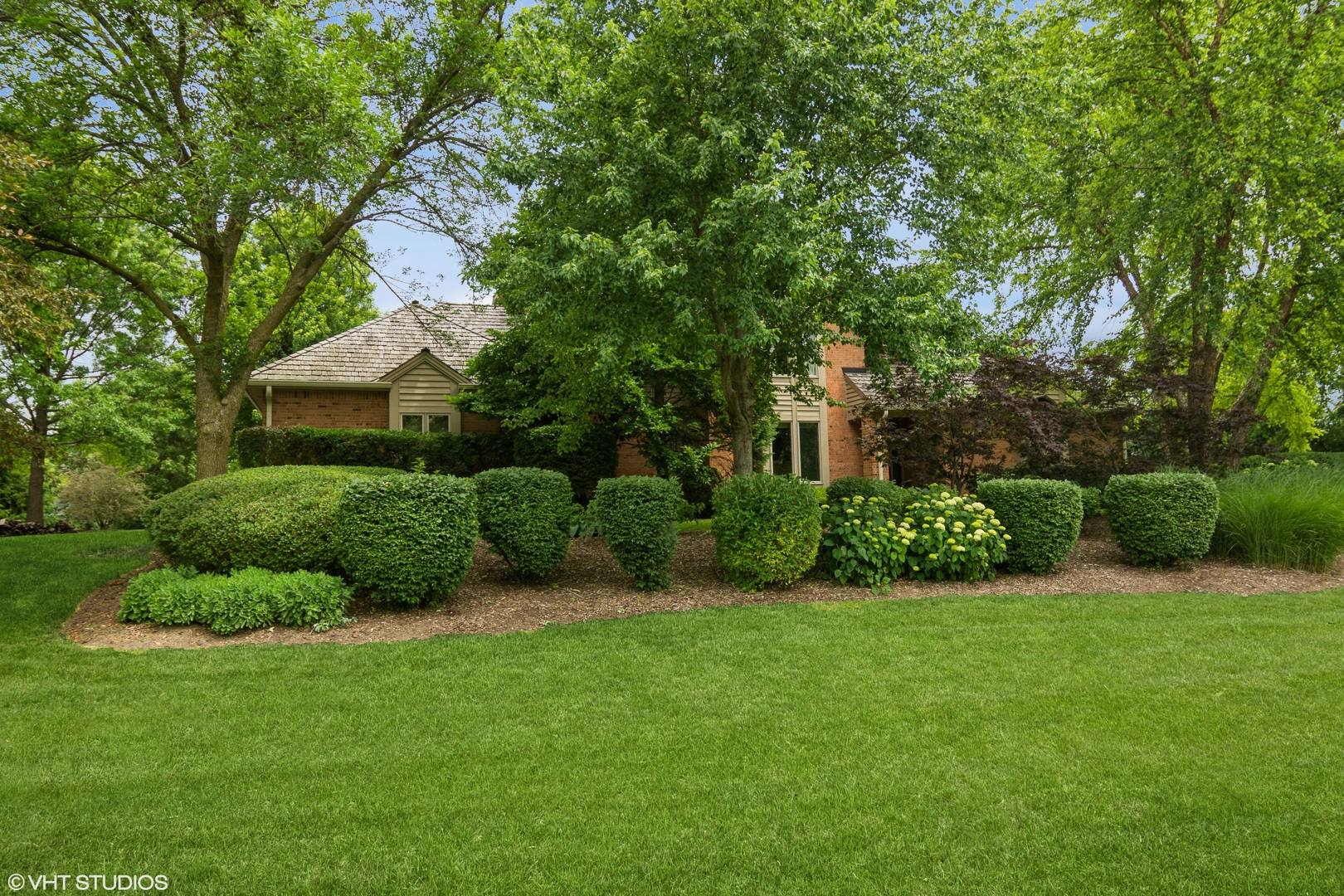 4552 Eleanor Drive