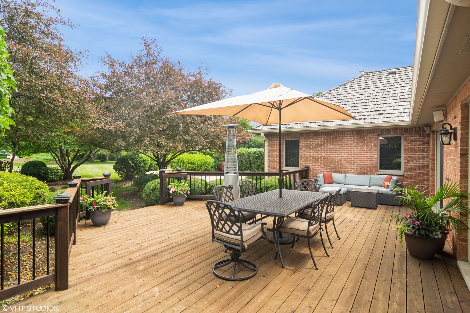 4552 Eleanor Drive