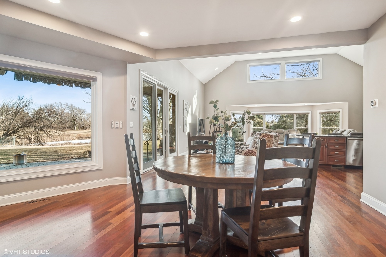2323 Coach Road