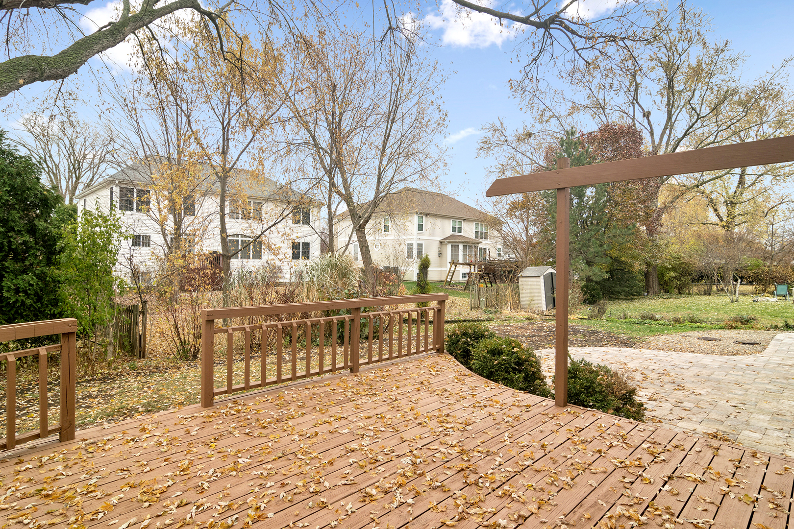 630 Woodhollow Lane