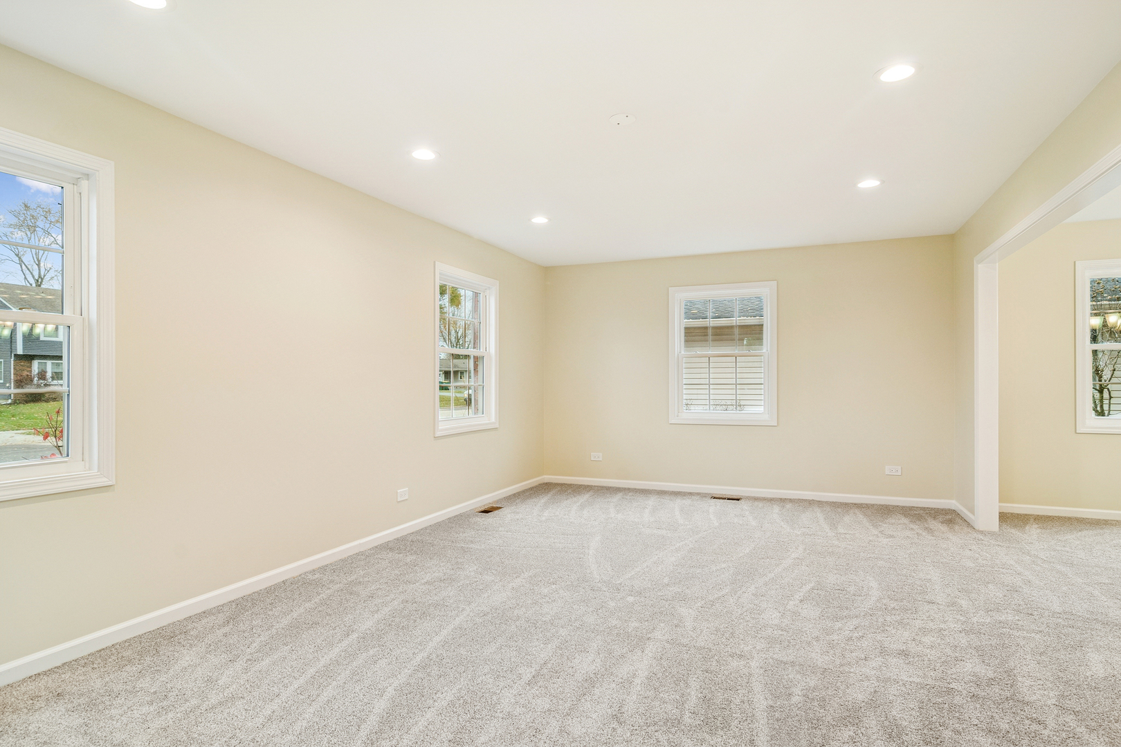 630 Woodhollow Lane