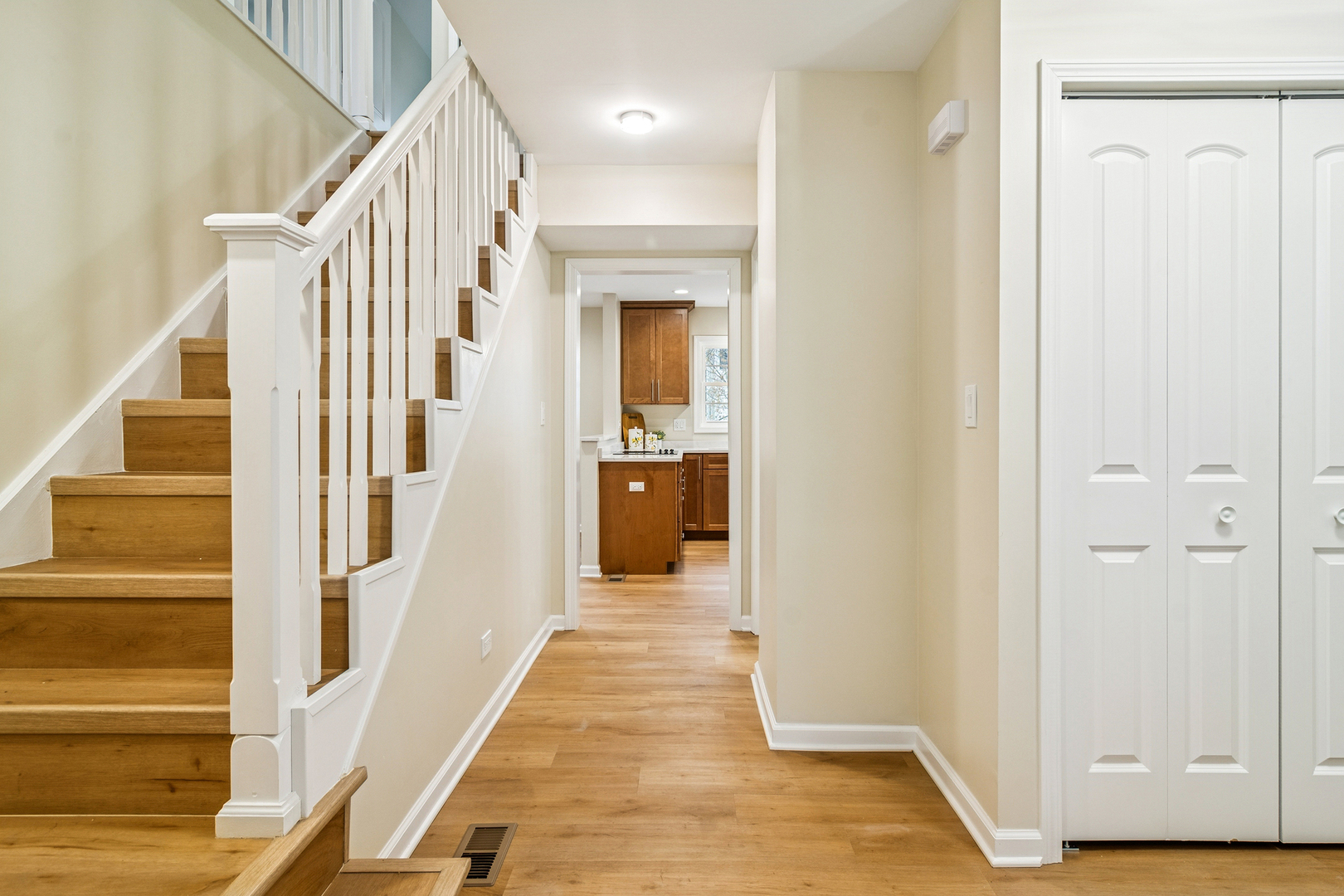 630 Woodhollow Lane