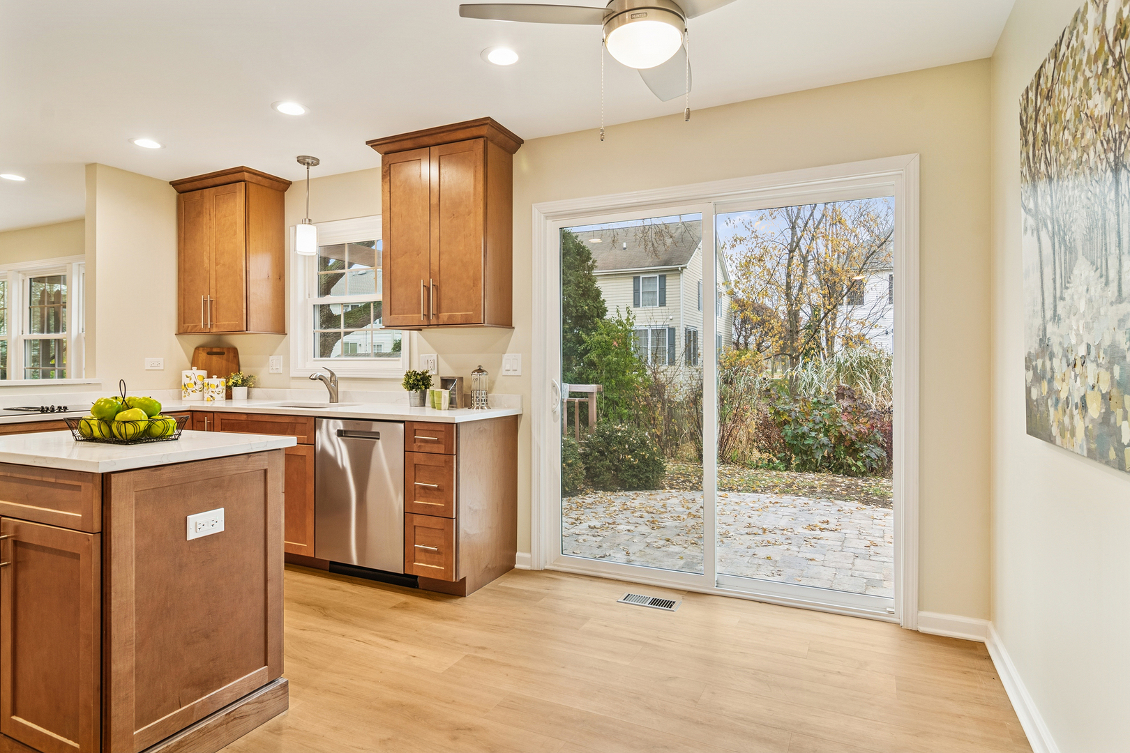 630 Woodhollow Lane