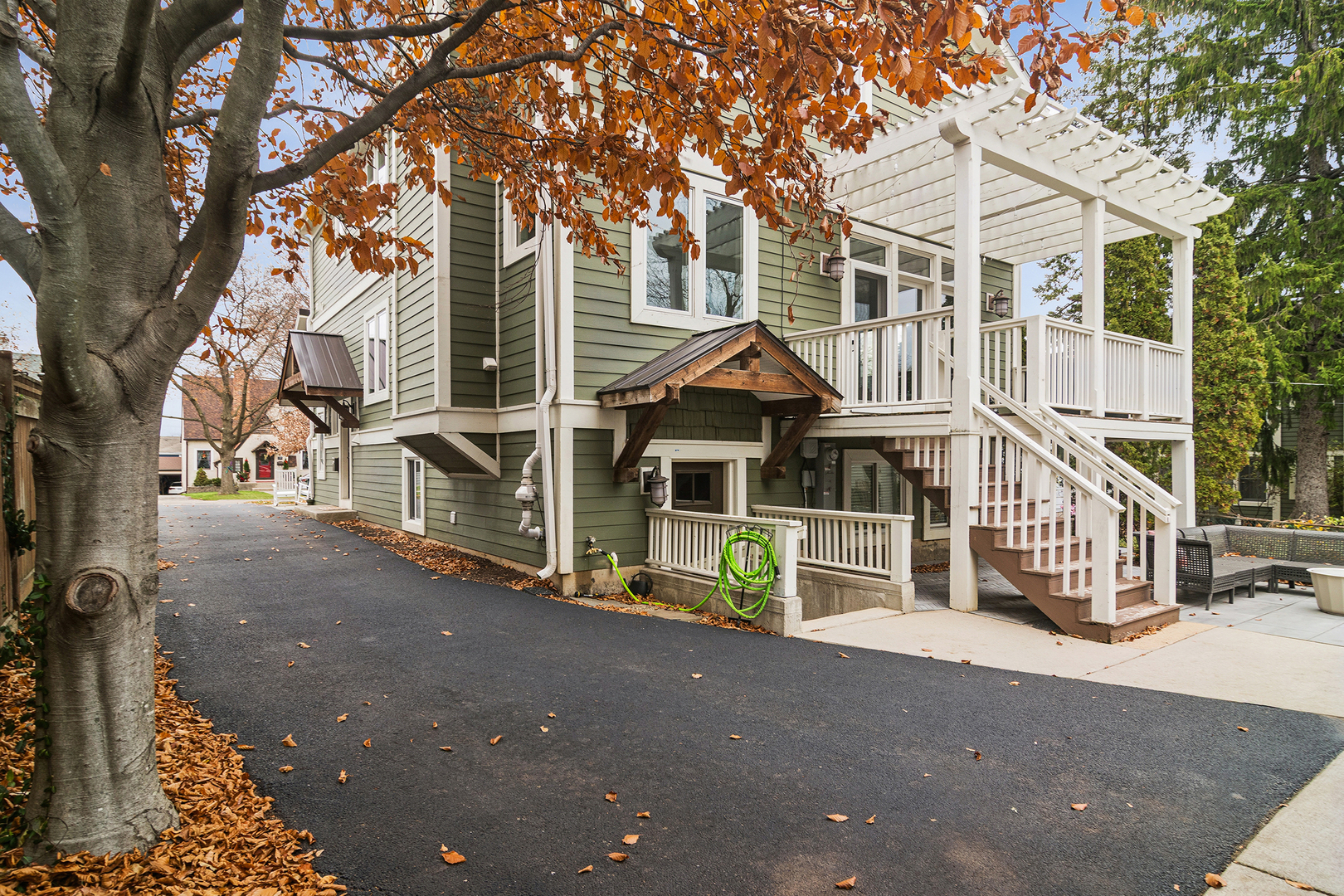 721 Meadow Lane
