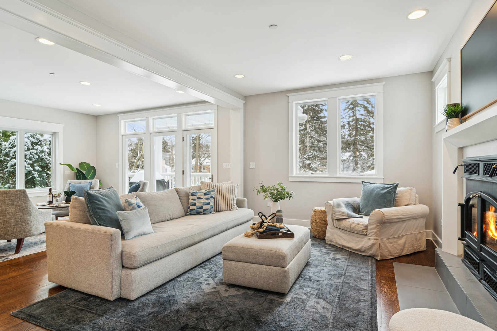 721 Meadow Lane