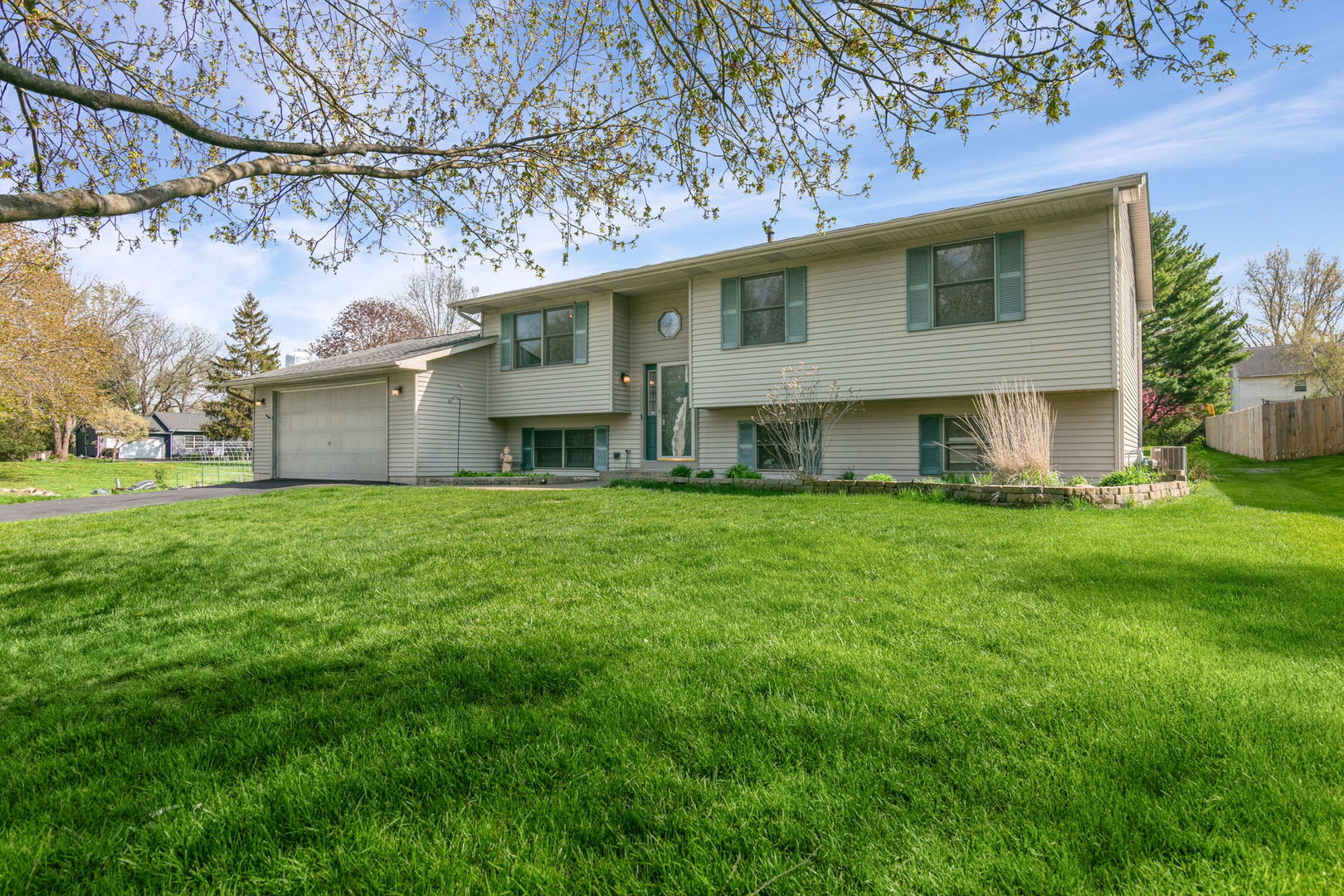 3505 W Beach Drive