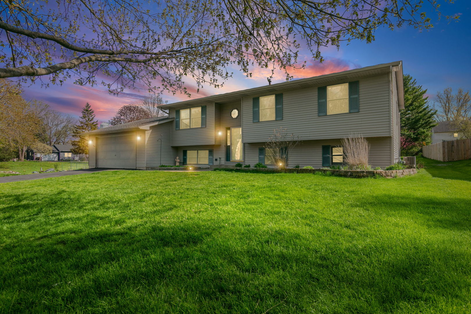 3505 W Beach Drive