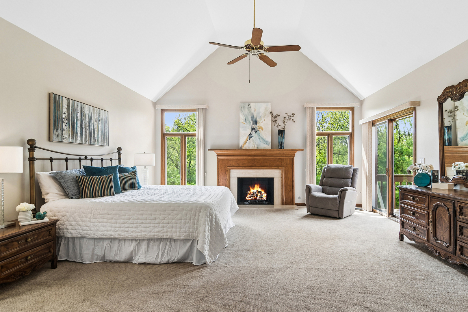 5644 Oakwood Circle