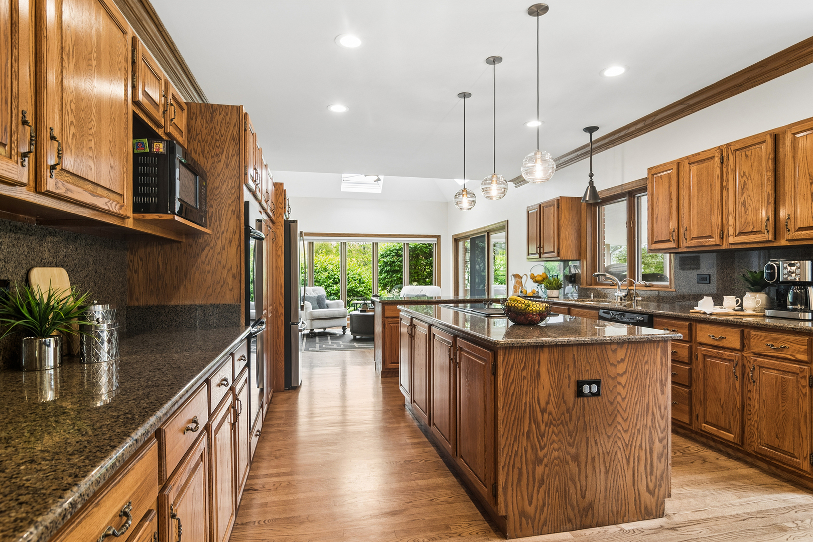 5644 Oakwood Circle