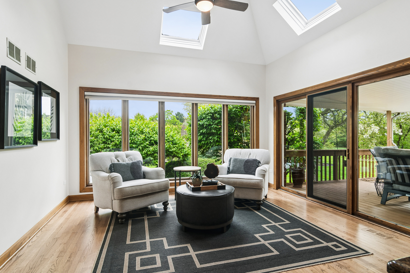 5644 Oakwood Circle