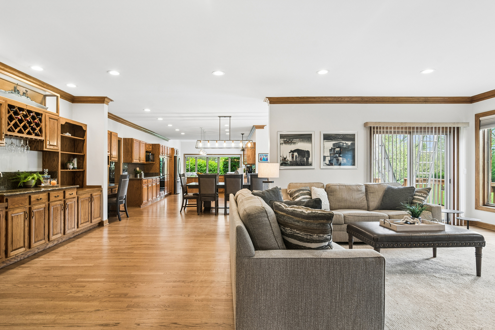 5644 Oakwood Circle