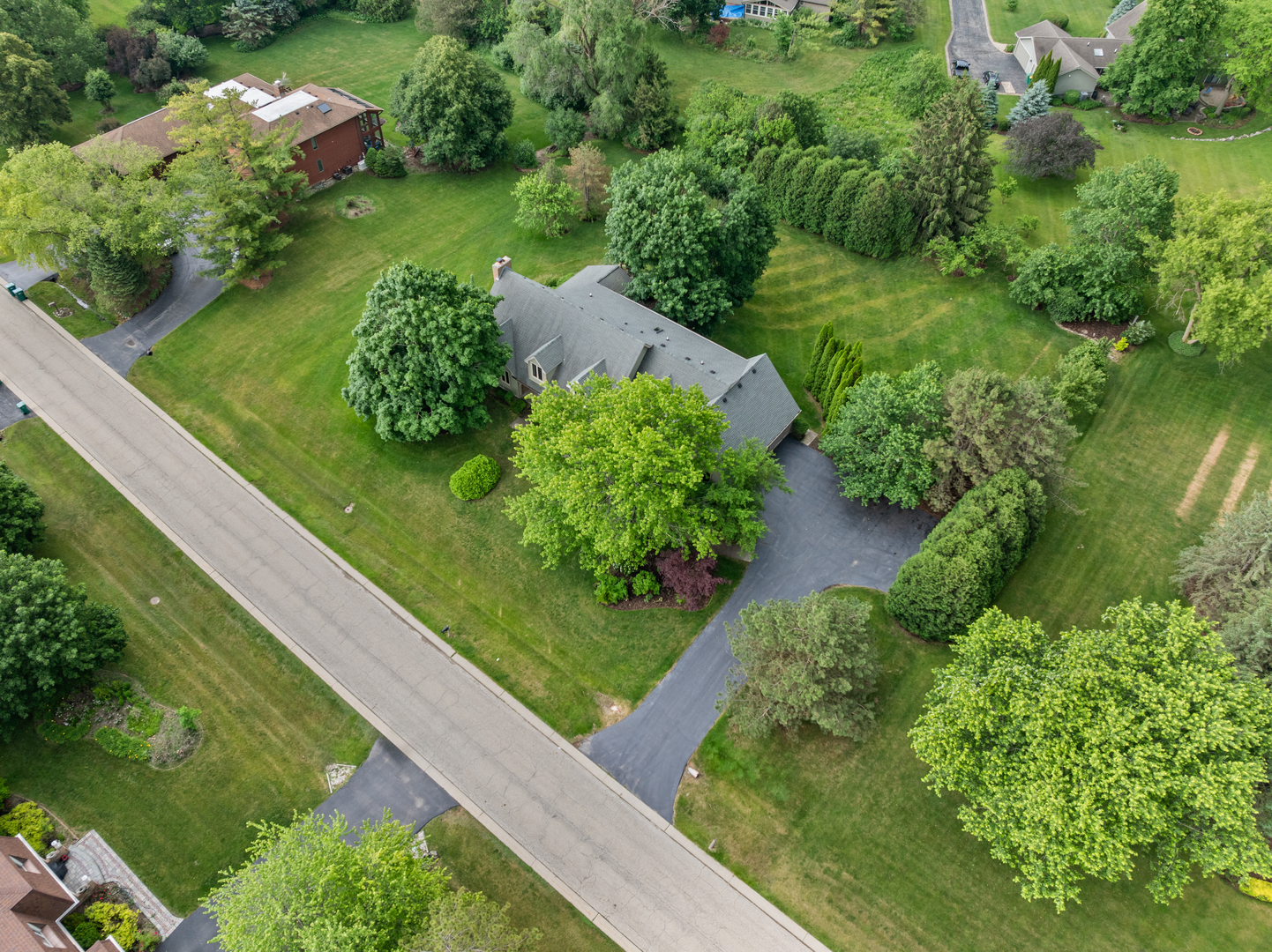 16 Old Barn Road