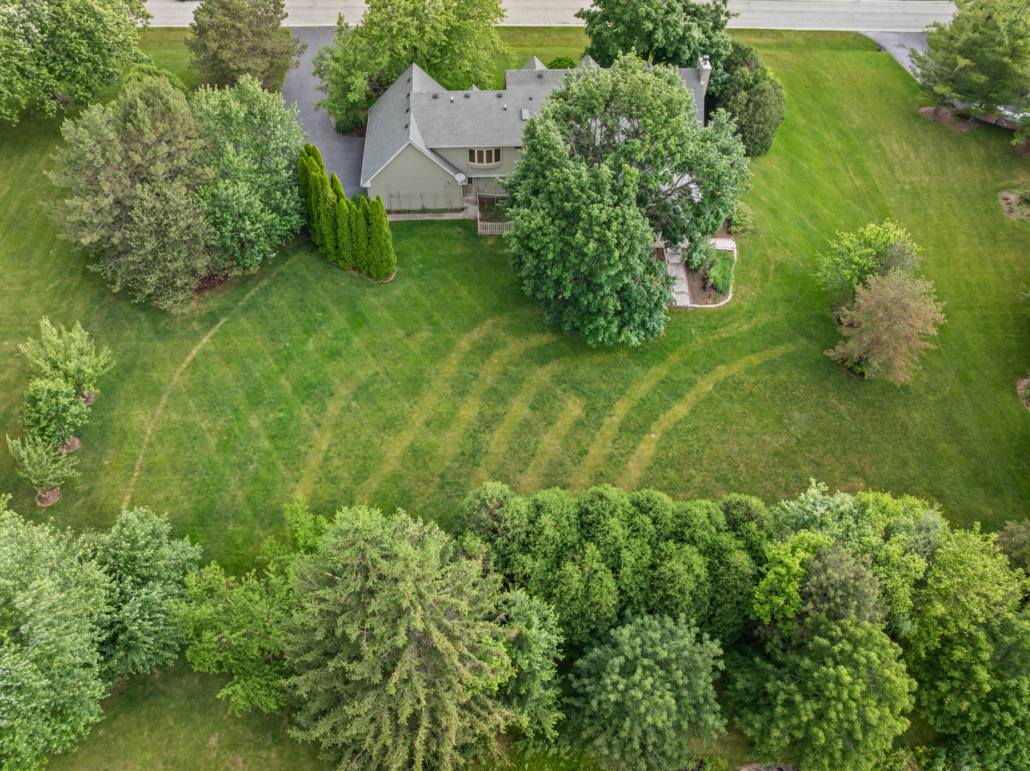 16 Old Barn Road