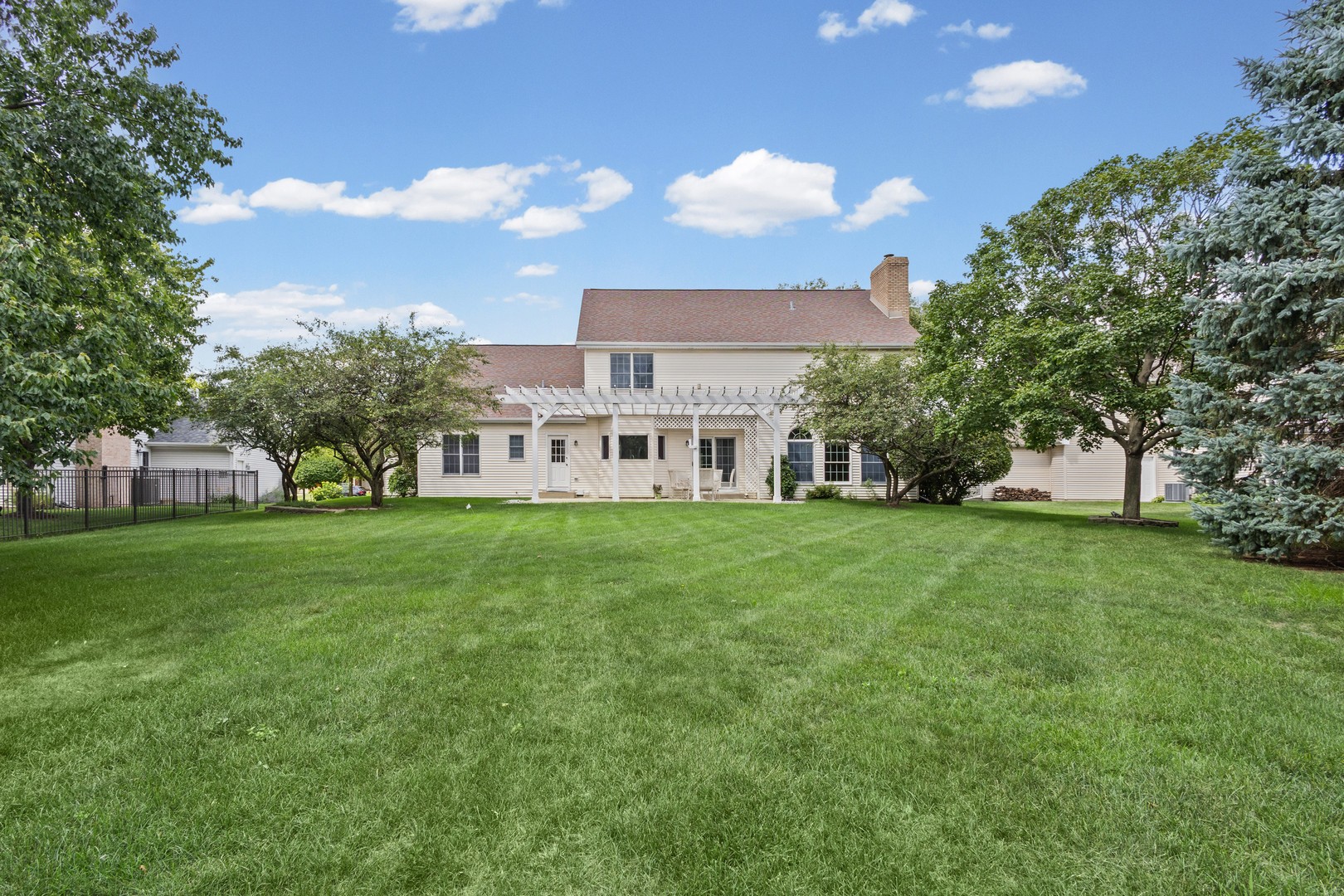 24245 Cropland Drive