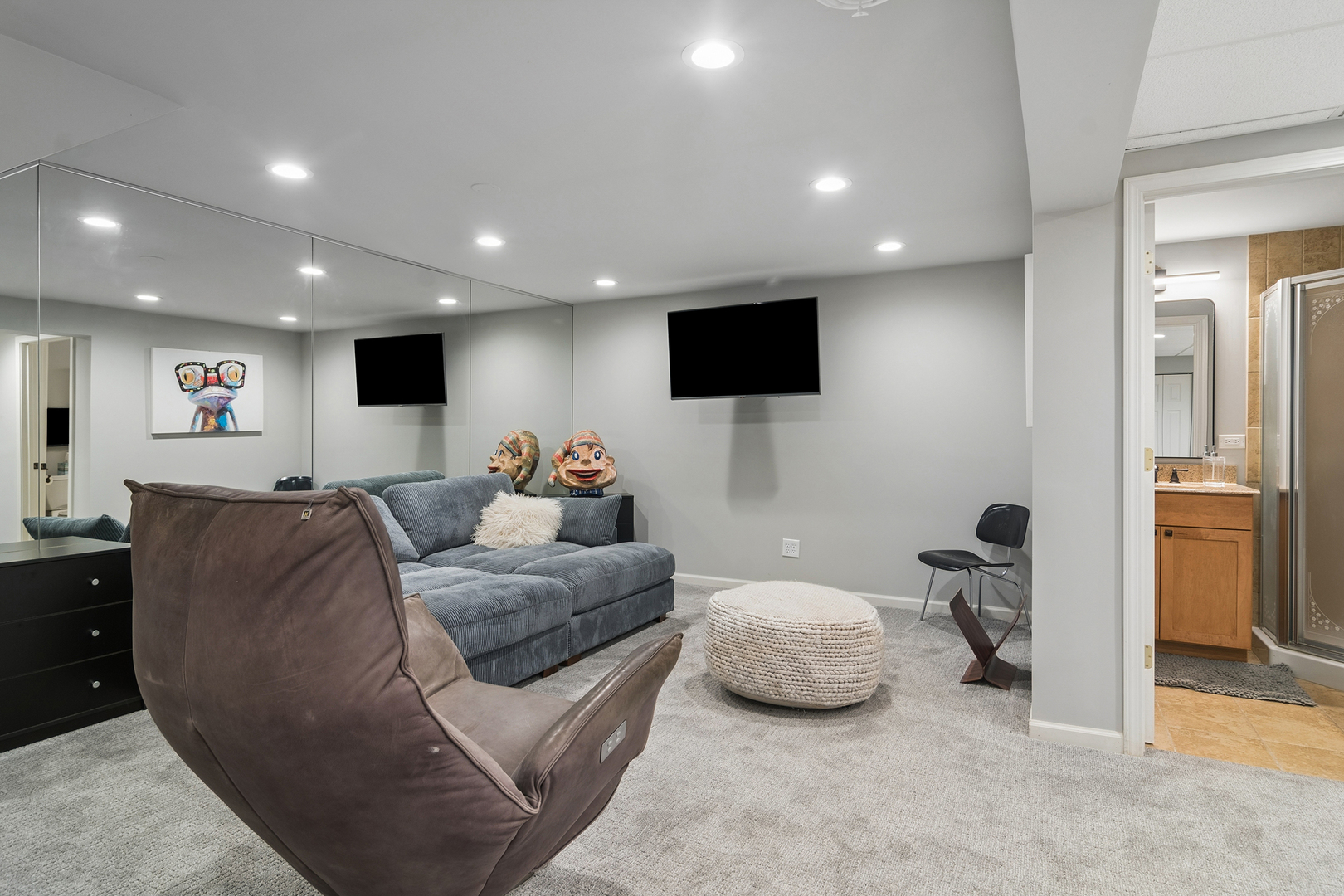 4643 Lake Point Circle