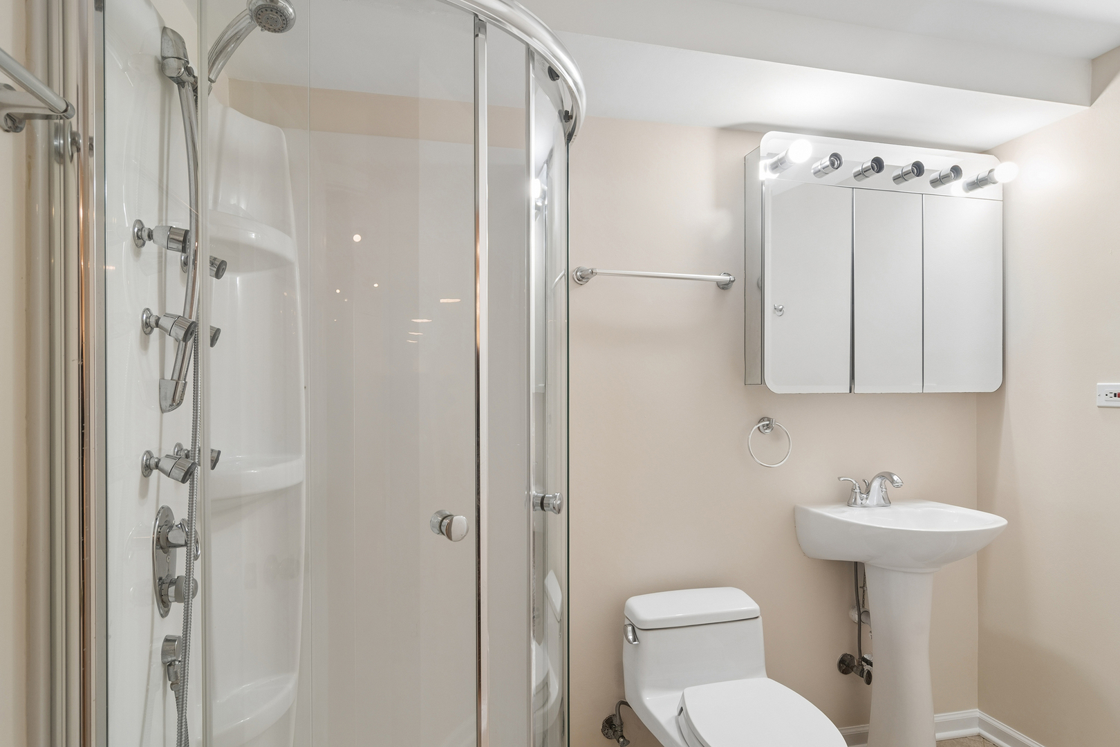 2411 PALAZZO Drive Unit: 2411