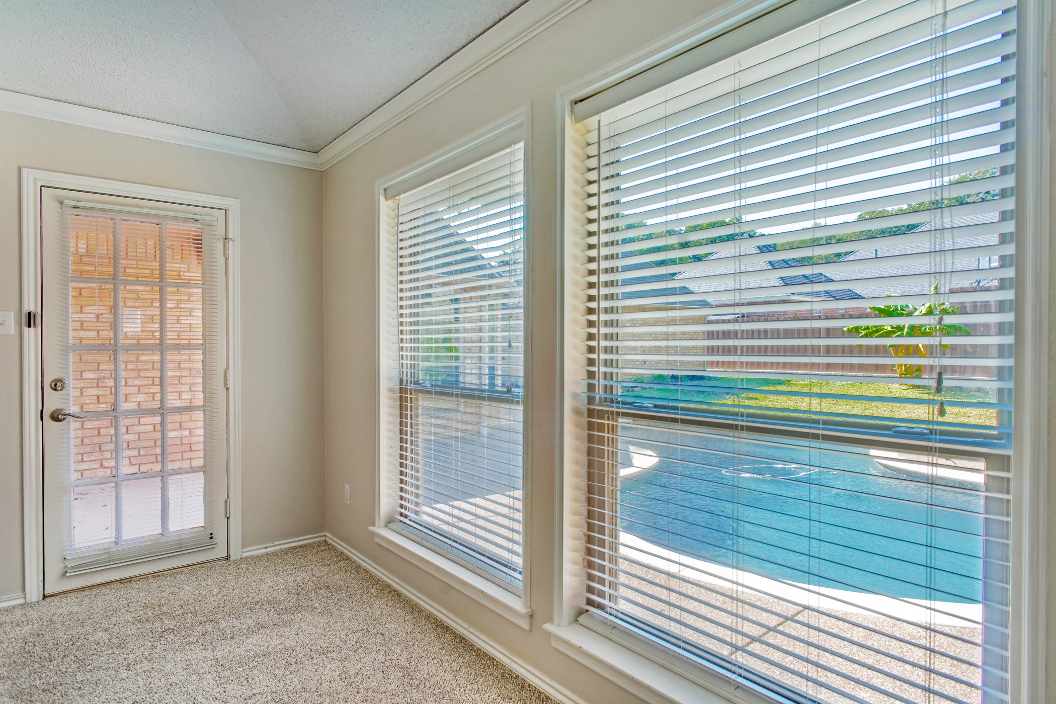 3530 Deer Creek