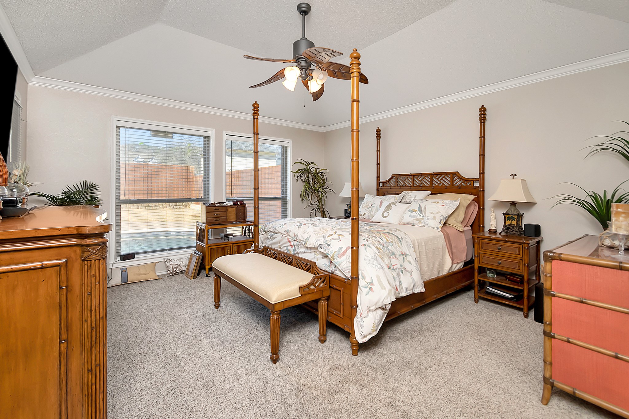 3530 Deer Creek