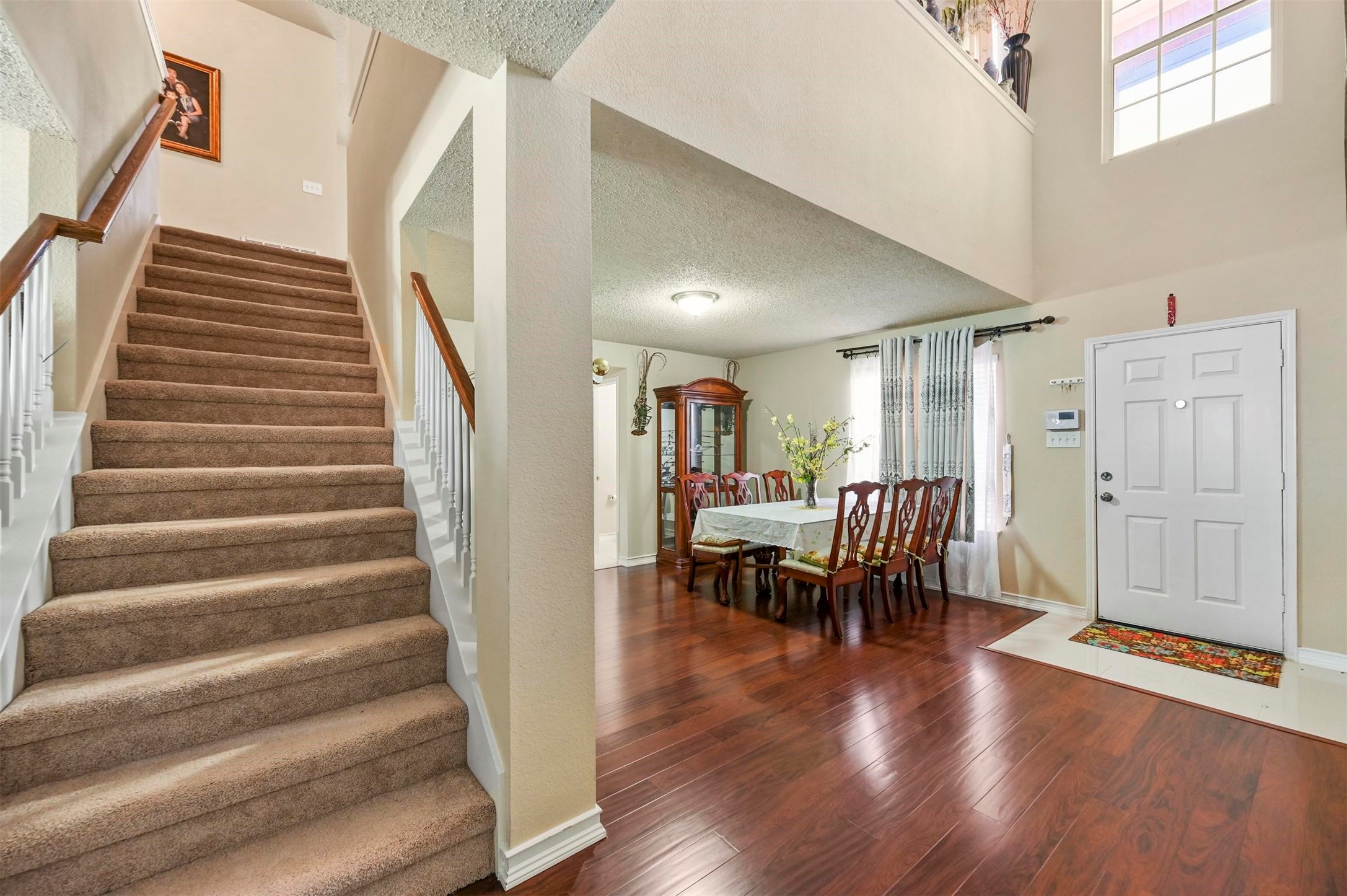 7115 Lake Jackson Drive
