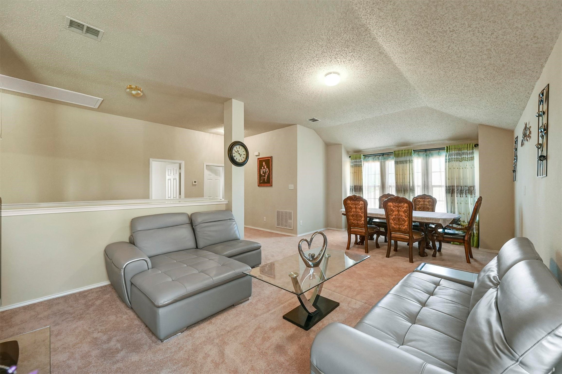 7115 Lake Jackson Drive