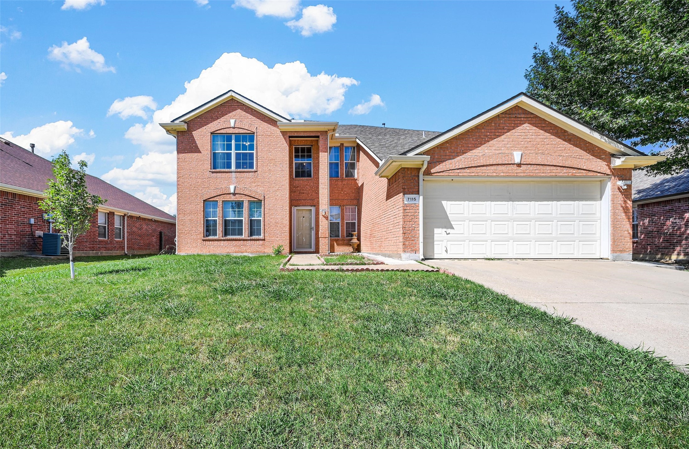 7115 Lake Jackson Drive