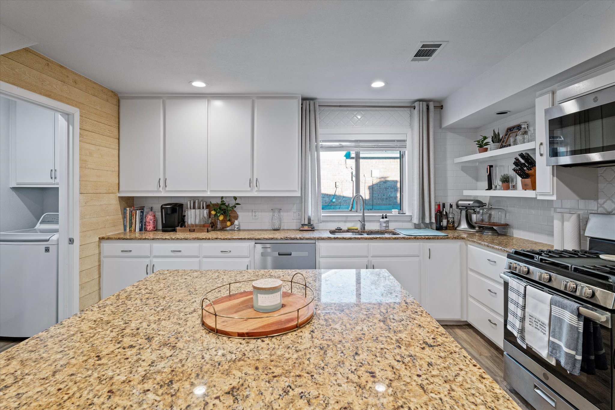 2846 Southridge Drive