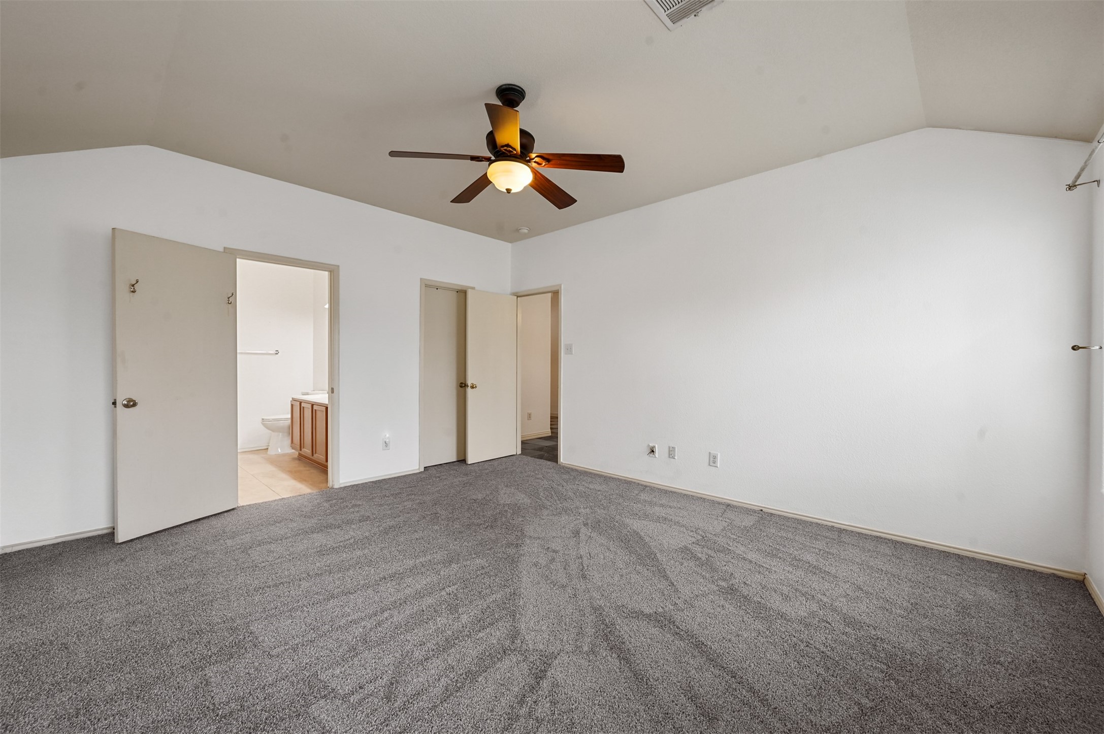1647 Seabreeze Drive