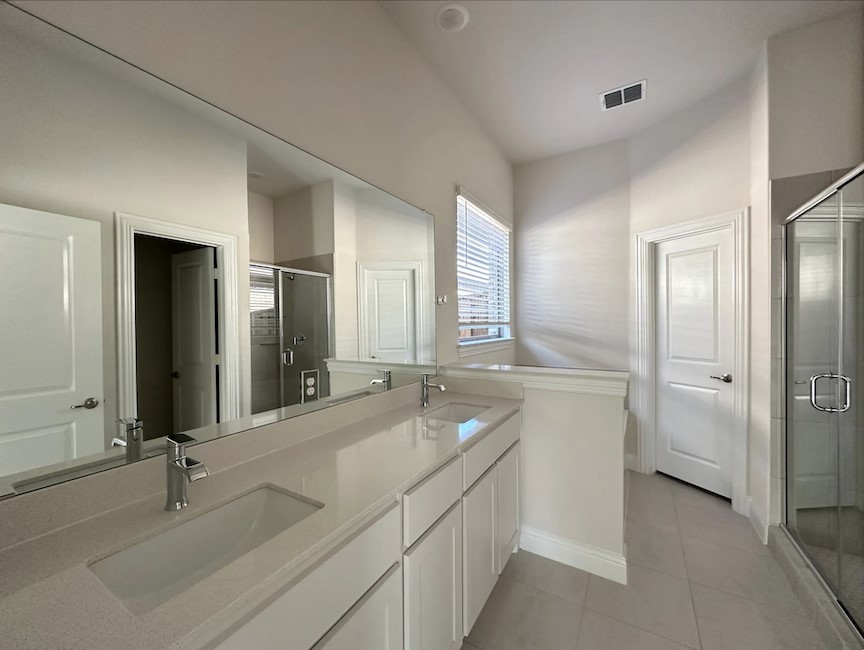 601 Willowmore