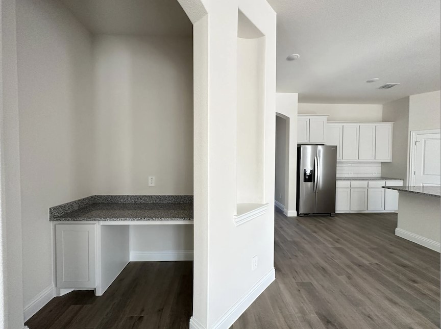 601 Willowmore