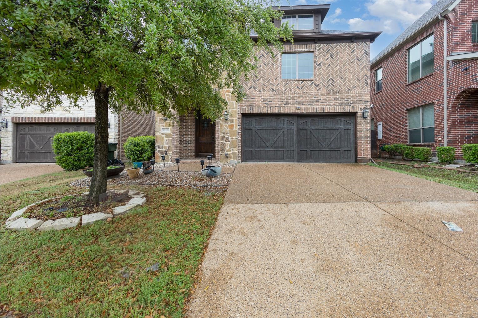 9108 Blue Water Drive