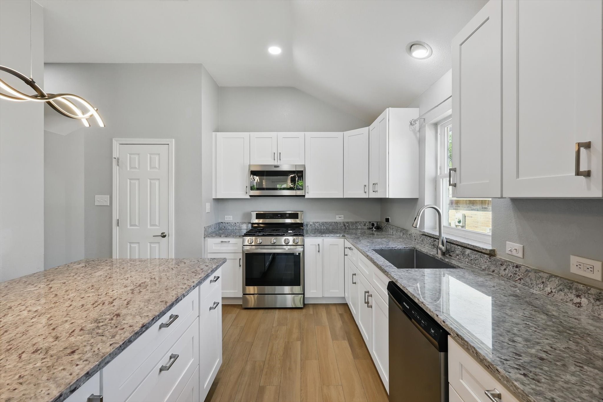 753 Chalk Knoll Road