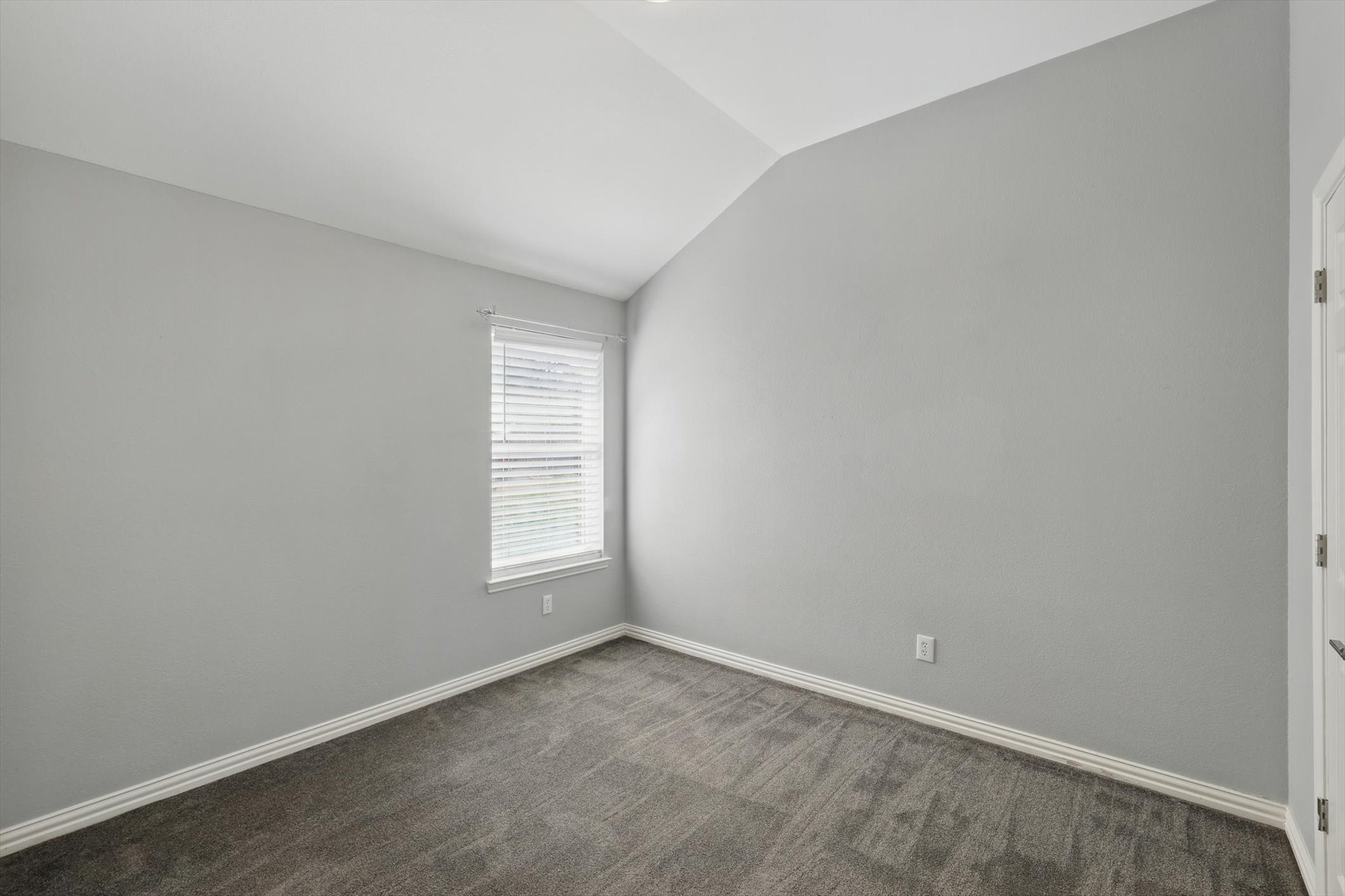 753 Chalk Knoll Road