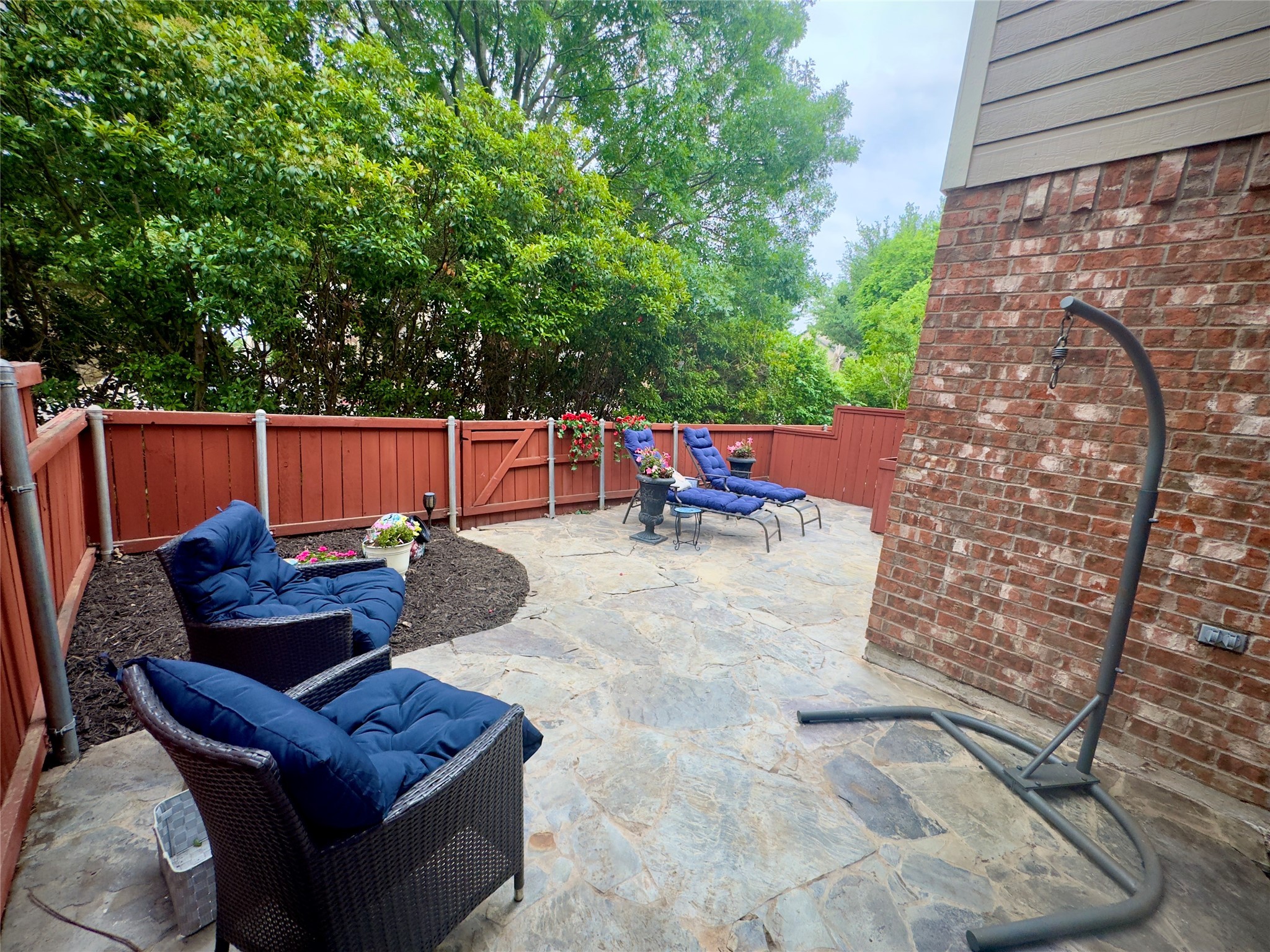 9844 Spire Lane