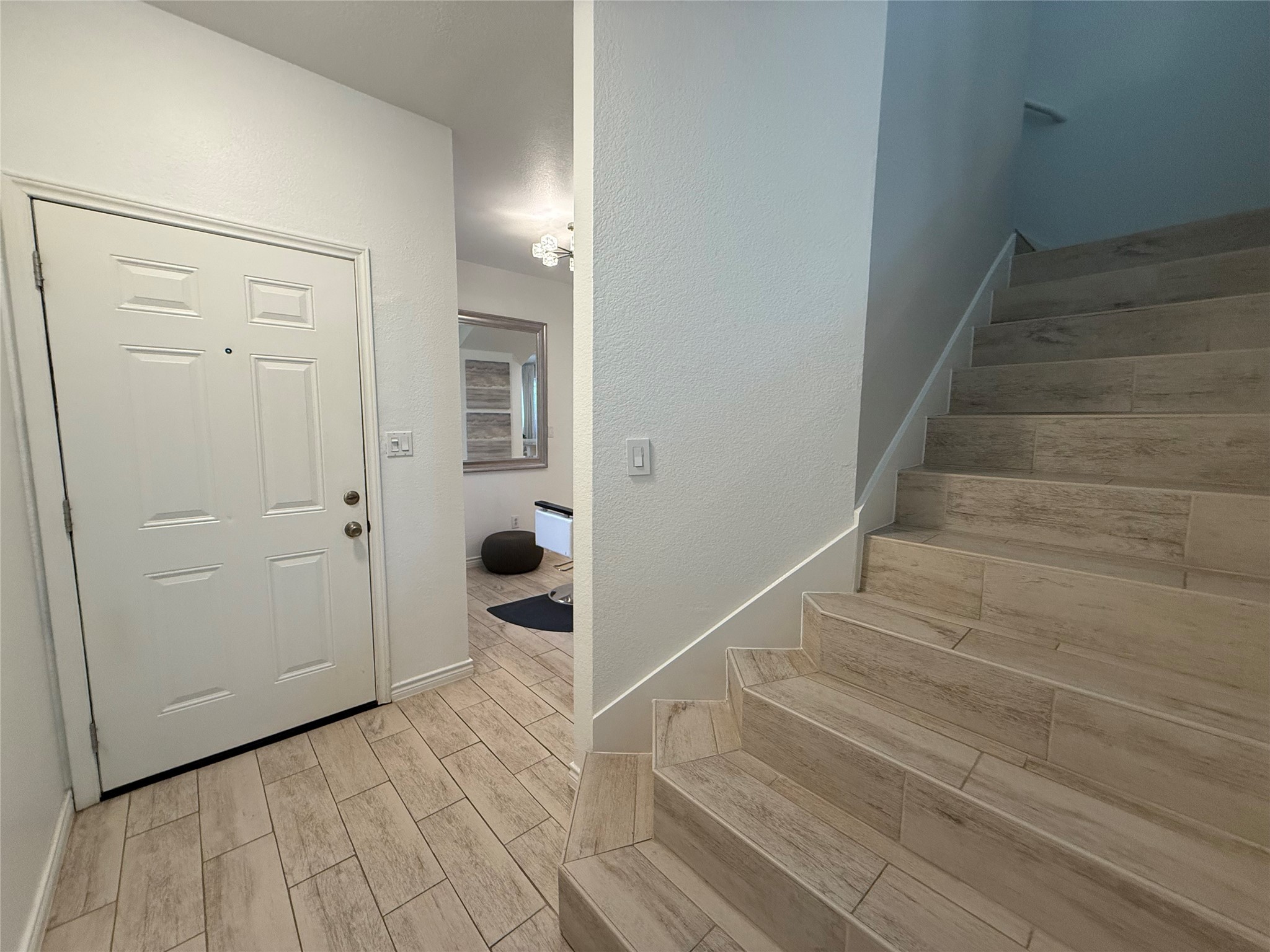 9844 Spire Lane
