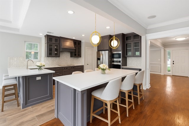 1025 Hardwick Trail