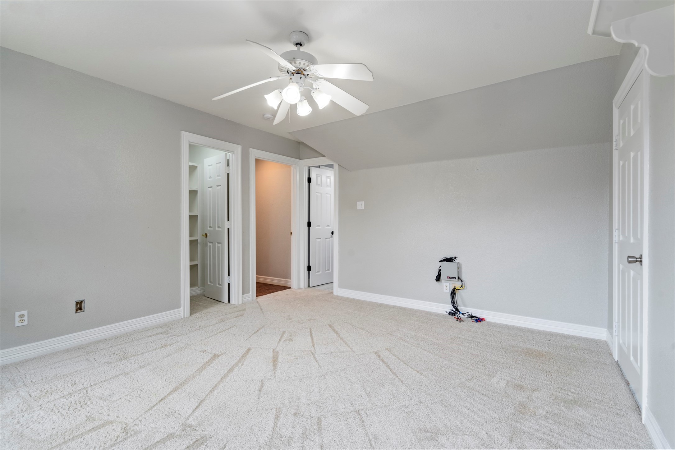 1025 Hardwick Trail