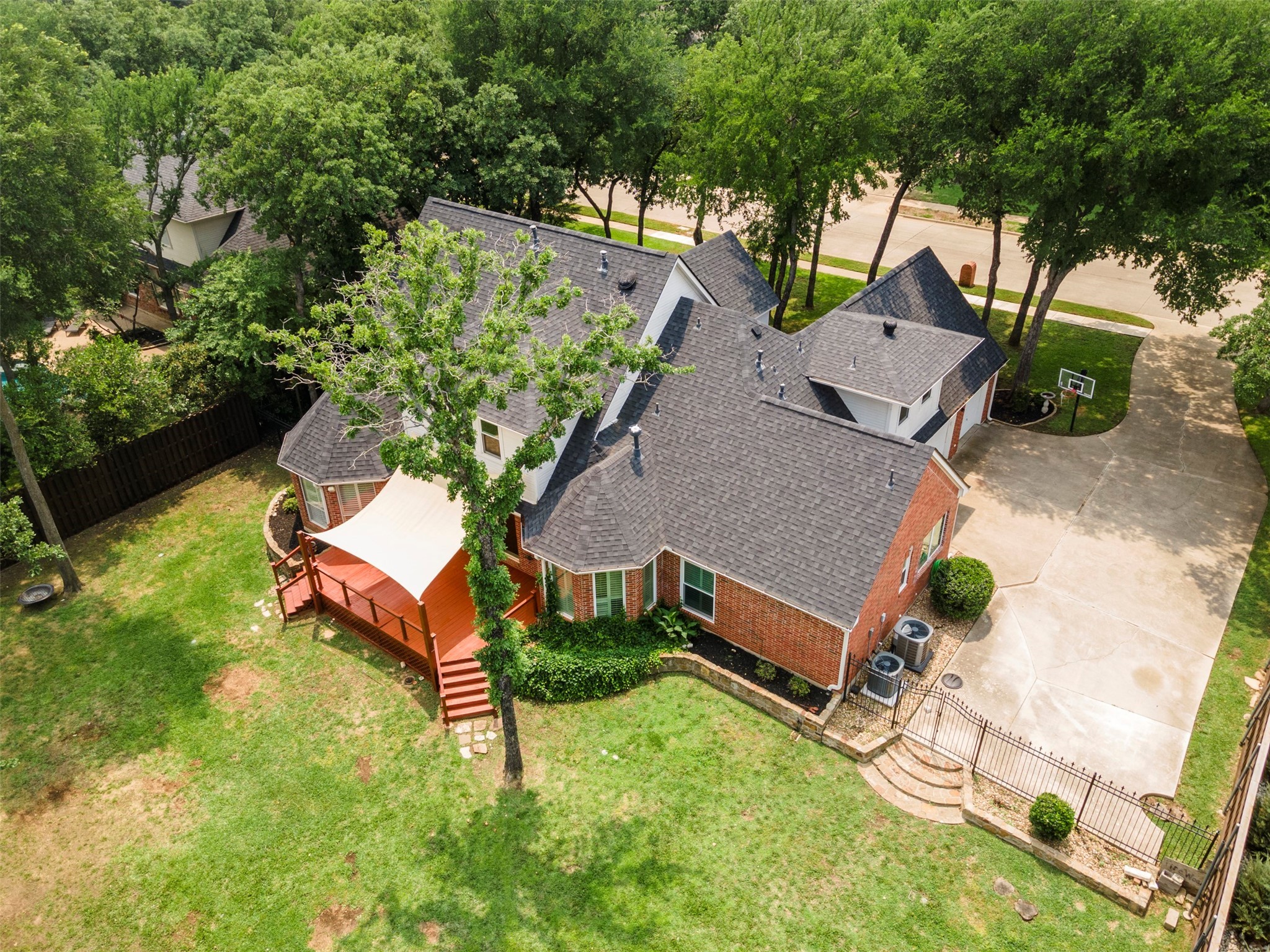 1025 Hardwick Trail