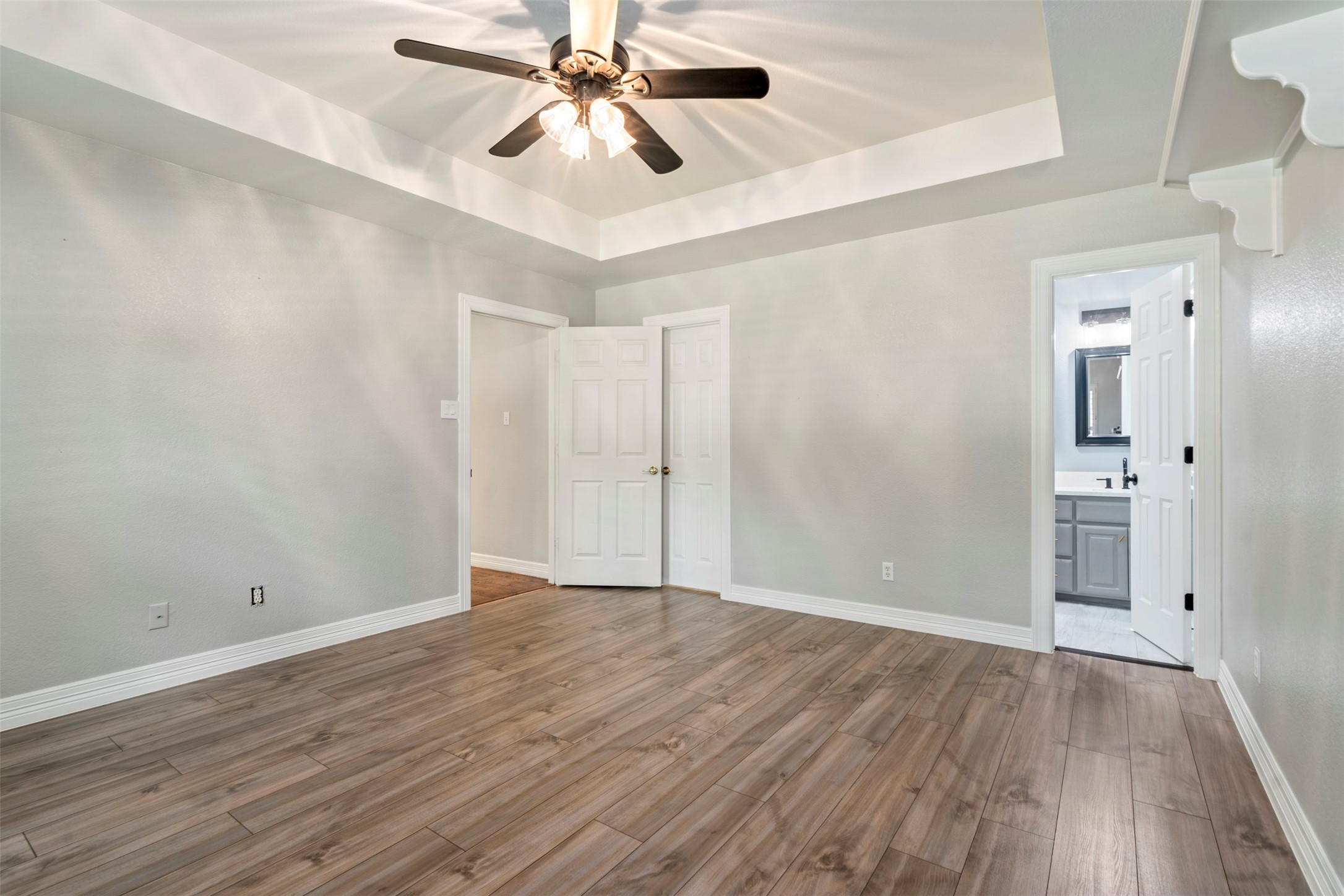 1025 Hardwick Trail